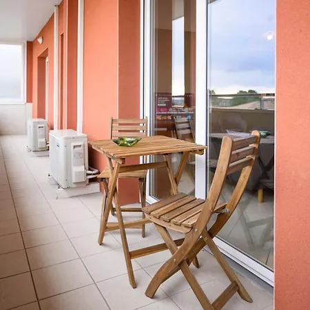 Le Capeyron - Parking - Wifi - Aeroport *