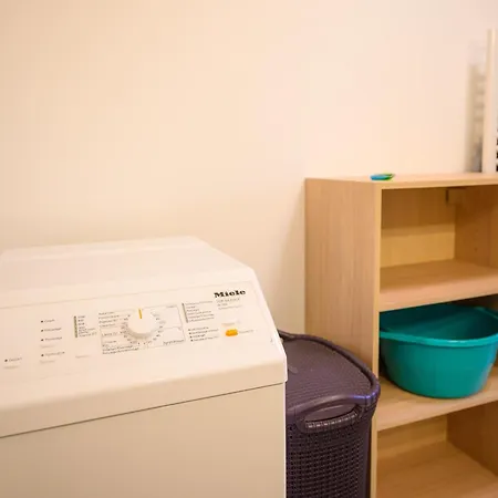 Le Capeyron - Parking - Wifi - Aeroport Apartment *
