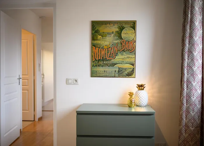 Le Capeyron - Parking - Wifi - Aeroport