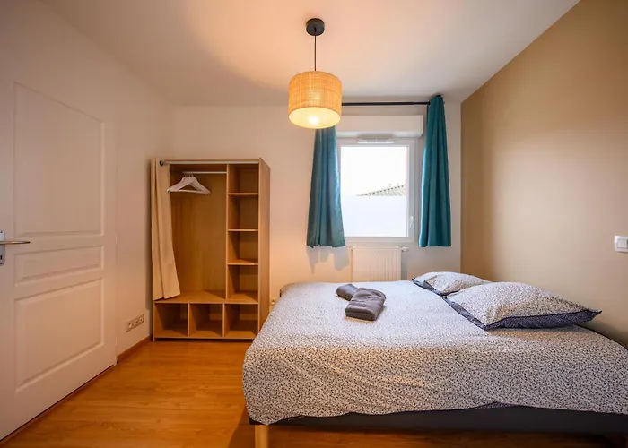 Le Capeyron - Parking - Wifi - Aeroport Apartman *